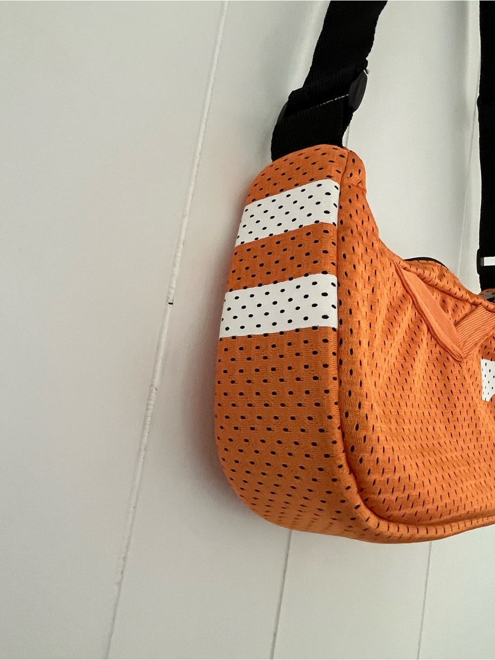 Tennessee Volunteers VOLS Jersey Orange Crossbody Purse by Little Earth - Picture 6 of 11